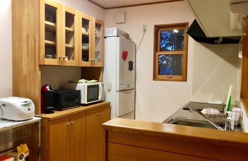 Miyota House | Entire building available Honors Hill 12 H2 /Kitasakugun Nagano