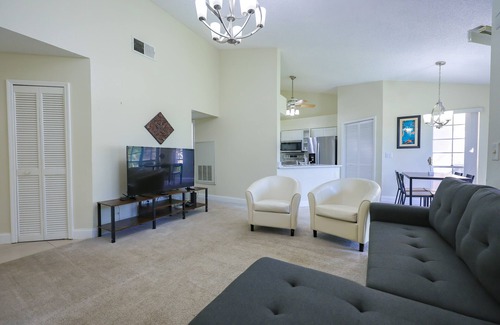 Southwest Orlando Condo | Entire condo with 2BD in Orlando, remote work friendly, downtown area