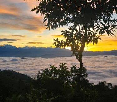 Nagarkot Ski Chalet | Entire Cozy Studio Cabin At Peaceful Nagarkot Hill