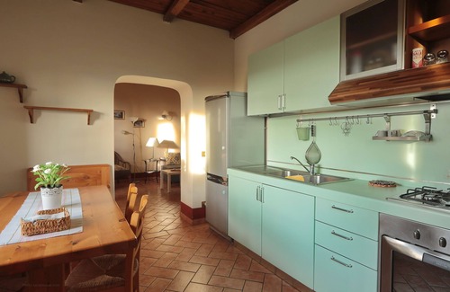 Capranica House | Entire farmhouse with three apartments and swimming pool
