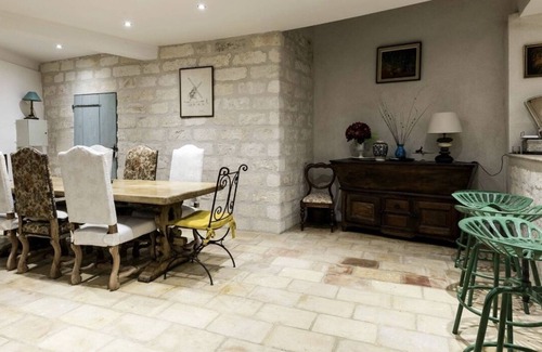 Boulbon House | Entire house 4 bedrooms 3 bathrooms 15 minutes from Avignon a haven of peace