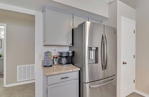 Clear Creek House | Entire Mouse House with Pool minutes from Disney!