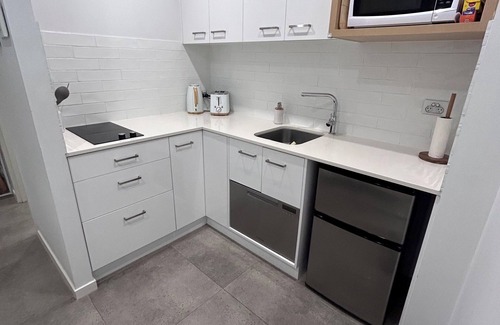 Manly Apartment | Entire studio with kitchenette, bathroom and outdoor area
