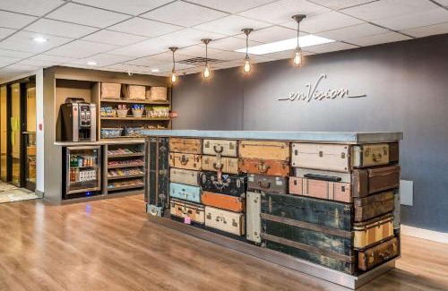 South St. Paul Hotel | enVision Hotel Saint Paul South
