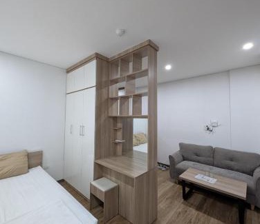 Nghia Đo Apartment | Era Apartment Lac Long Quan