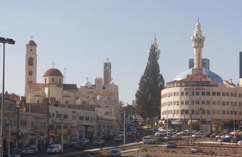 Jabal Al-Hussein Other | Erasmus Student House By Sunrise Hostel