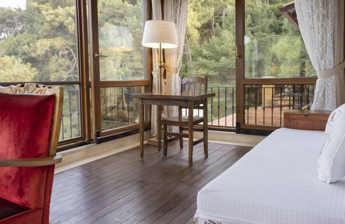 Yesilyurt Koyu Hotel | Erguvanlı Ev