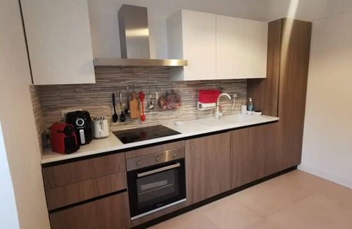 Anzio Apartment | "Erica" Bright Three-Room Apartment on the Sea