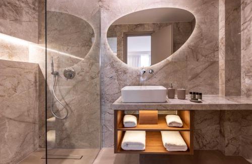 Athens City Centre Apartment | Ermou Kaliendia Suite