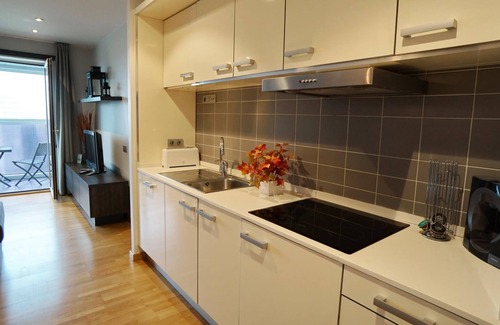 El Port Apartment | Apartment in front of Fira Gran Via