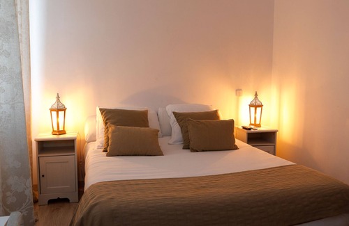 Palomas House | Escala SUITES