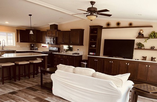 Galloway House | Escape and stay in this luxury home near lake/Fresh air & wildlife-Pet Friendly