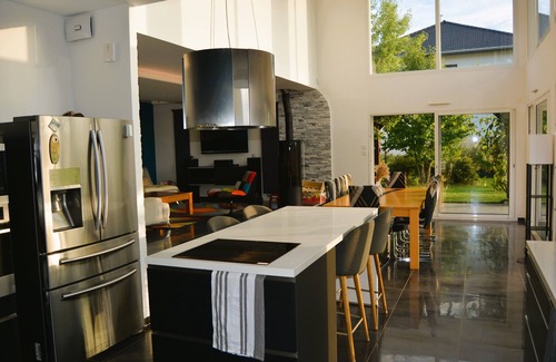 Bians-les-Usiers Villa | Escape to a Charming Villa in Haut-Doubs.