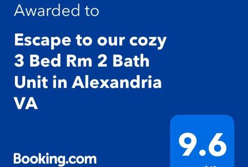 Alexandria West House | Escape to our cozy 3 Bed Rm 2 Bath Unit in Alexandria VA