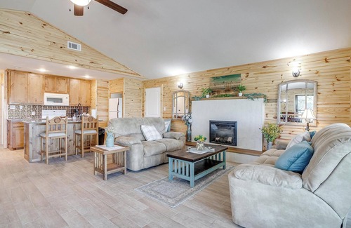 Palo Pinto Cabin | Escape to our newly renovated lakefront home on the hidden gem of Lake PaloPinto