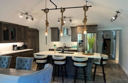 Hamilton Cottage | Escape to Your Private Cottage Oasis - Stunning Lake Erie Views