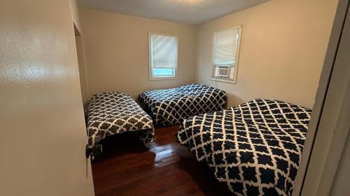 Hyde Square House | Esjacpe Guest House