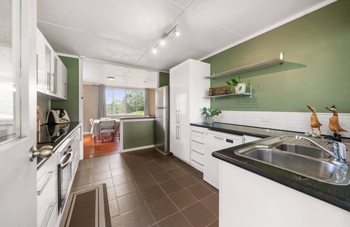 Esk House | Esk budget accommodation.