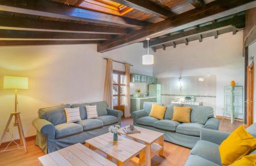 Arizkun Ski Chalet | Espaciosa casa rural en pleno corazón del Baztán