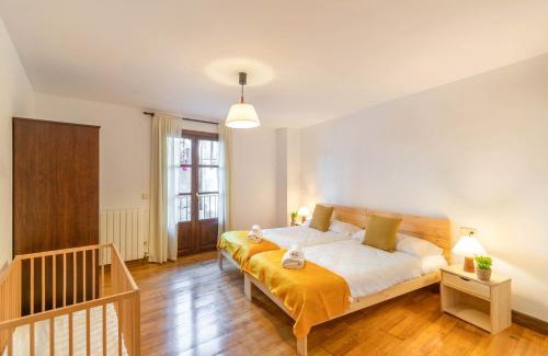 Arizkun Ski Chalet | Espaciosa casa rural en pleno corazón del Baztán
