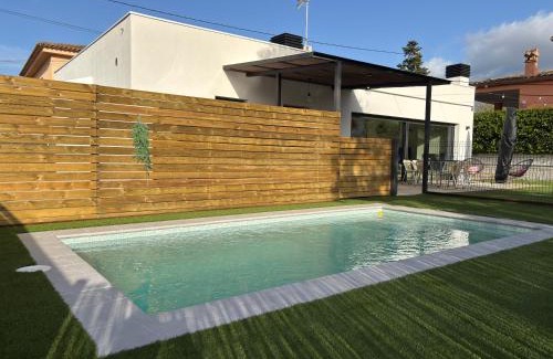 Llagostera House | ESPECTACULAR CASA EN LLAGOSTERA - Costa Brava, CON PISCINA