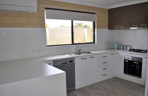 Esperance Apartment | Esperance Ocean Escape