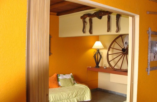 Atlantida Hotel | Estancia Renacimiento