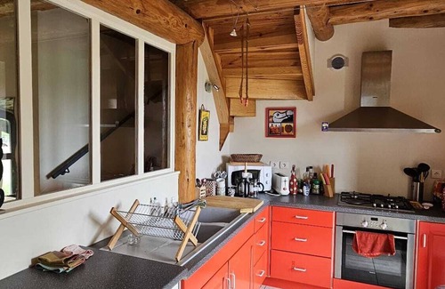 Saint-Martin-de-Fugeres House | Estaou de bas country house