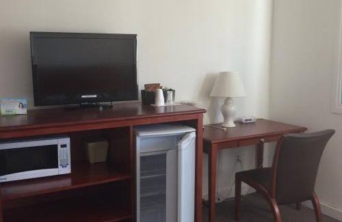 Esterhazy Hotel | Esterhazy Motor Hotel