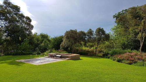 Hekpoort Cabin | Esther's Country Lodge