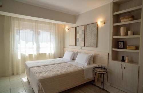 Agios Konstantinos Villa | Etesians Seaside House