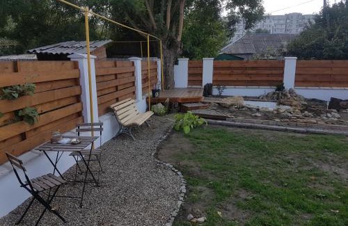 Cahul House | Ethnic House in Town Center