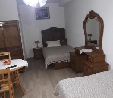 Kosovo Hotel | Etno kuca Petrovic