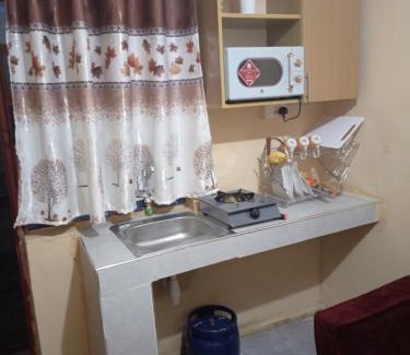 Gilgil Bed & Breakfast | Eugene homes