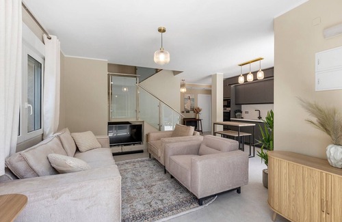 Orihuela Costa Villa | €75k total internal refurb, completing April 2025! n1st class 3 bed villa!