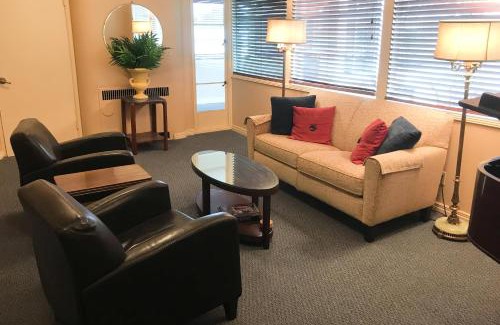 Downtown Apartment | Eureka Theatre Apartment