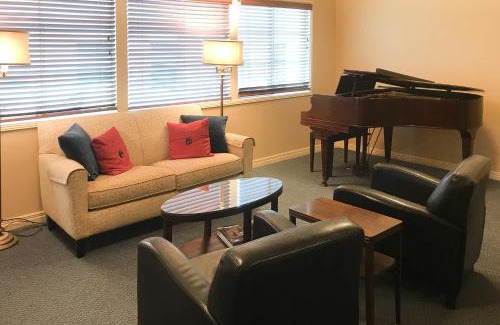 Downtown Apartment | Eureka Theatre Apartment