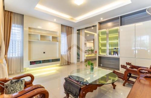 Mean Chey House | EuroPark Green Villa