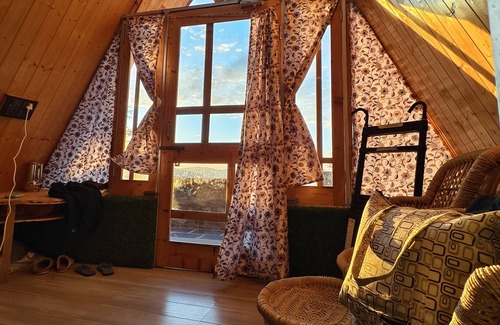 Dalhousie Cabin | Eva Cabins