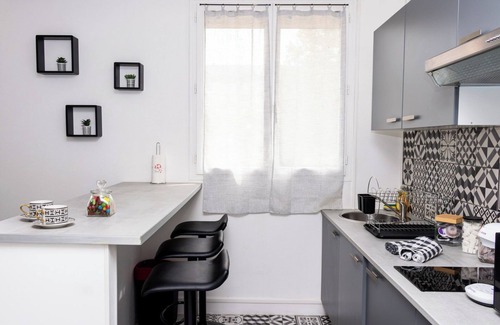 Pin - Vert Galant Apartment | Evasion & Confort : 24h of Le Mans at 1km Discover our charming studio