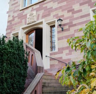 Diedesheim Hotel | Eventlocation & Hotel Schloss Neuburg