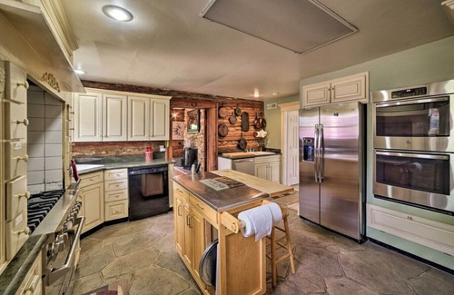 Fauquier County Villa | Events and Concierge! 6BR Heated Pool Near Wineries