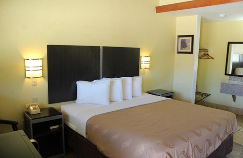Winnfield Hotel | Evergreen Inn and R.V.