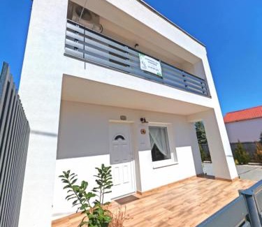 Hajdunanas House | Evergreen Loft Apartmanház
