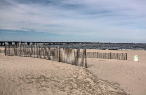 Chic's Beach House | Evolve High-End Home on Lake 1 Block to Coast!