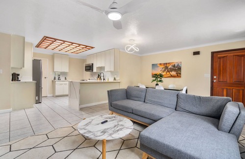 Ewa House | Ewa Beach 2BR - Garage, Fast WiFi, A/C + Sleeps 4