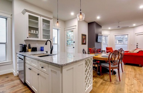 Crescent Hill Condo | Excellent 3BR/2BA PRIME Location!
