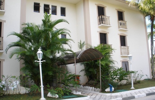 Toninhas Apartment | Excellent apartment 50 meters from the beach of Porpoises Cond. Wembley Tennis