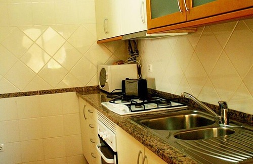 Pata de Baixo Condo | Excellent Apartment In A Quiet Area With Pool And Mountain Views