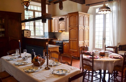 Madaillan House | Exceptional, authentic house with park and private pool Spa and Sauna option